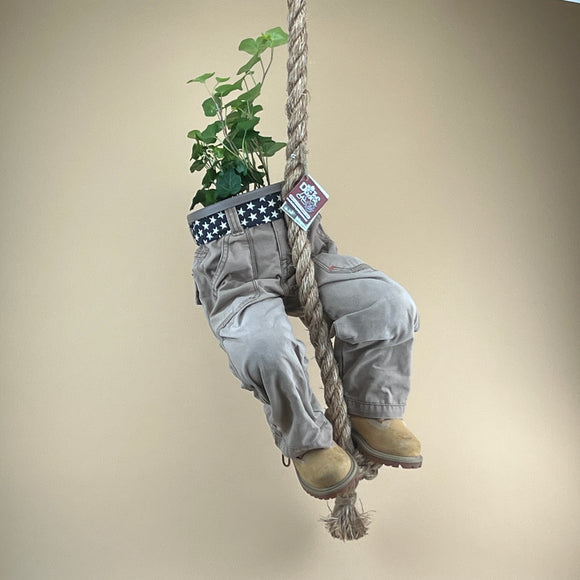 HANGING SINGLE DUDE