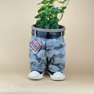 STANDING DUDE