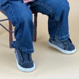 DUDE SITTING ON CHAIR