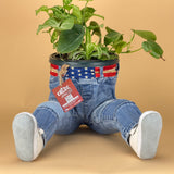 SITTING OPEN LEGS DUDE